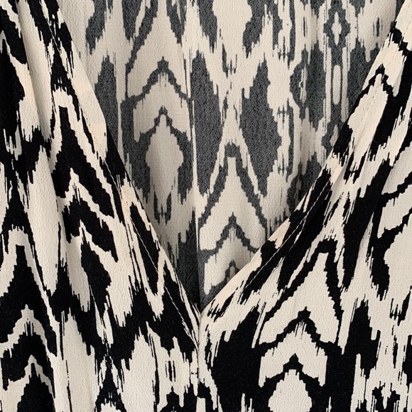 Gap Dress in Size L with black and cream print - Picture 3 of 9